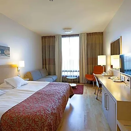 Scandic 4*